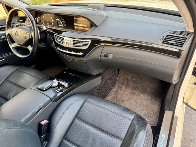 Used Mercedes-Benz S-Class AMG 63 AMG II (W221) Facelift, 6.2 l, 2010 in Dubai by Saeed Auto, White color. Japanese Specs | AUTO.AE