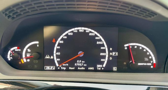 Used Mercedes-Benz S-Class AMG 63 AMG II (W221) Facelift, 6.2 l, 2010 in Dubai by Saeed Auto, White color. Japanese Specs | AUTO.AE