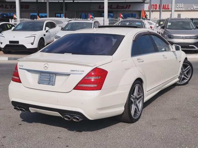 Подержанный Mercedes-Benz S-Class AMG 63 AMG II (W221) Рестайлинг, 6.2 л, 2010 в Дубае от Saeed Auto Белый цвет. Японская | AUTO.AE