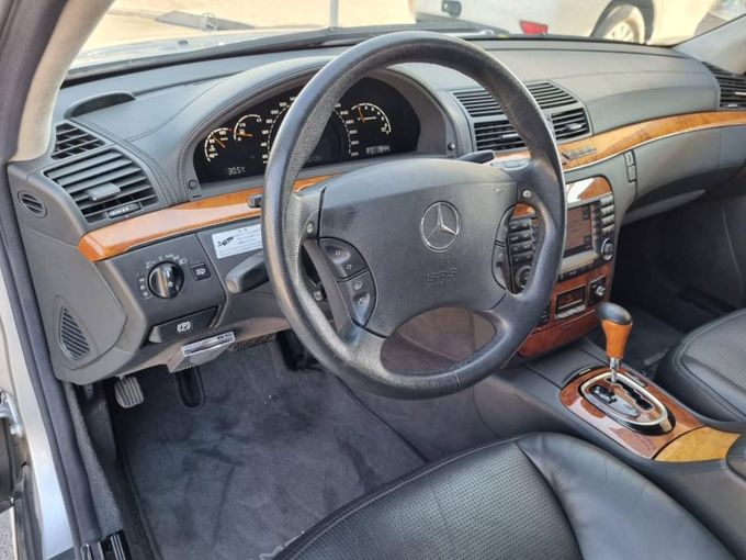 Подержанный Mercedes-Benz S-Class AMG 55 AMG I (W220) Рестайлинг, 5.4 л, 2003 в Дубае от Saeed Auto Серый цвет. Японская | AUTO.AE