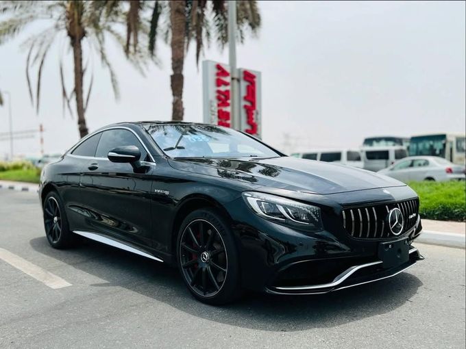 Подержанный Mercedes-Benz S-Class AMG 63 AMG III (W222, C217) Рестайлинг, 4.0 л, 2017 в Дубае от Lakhani Motors Черный цвет. Японская | AUTO.AE