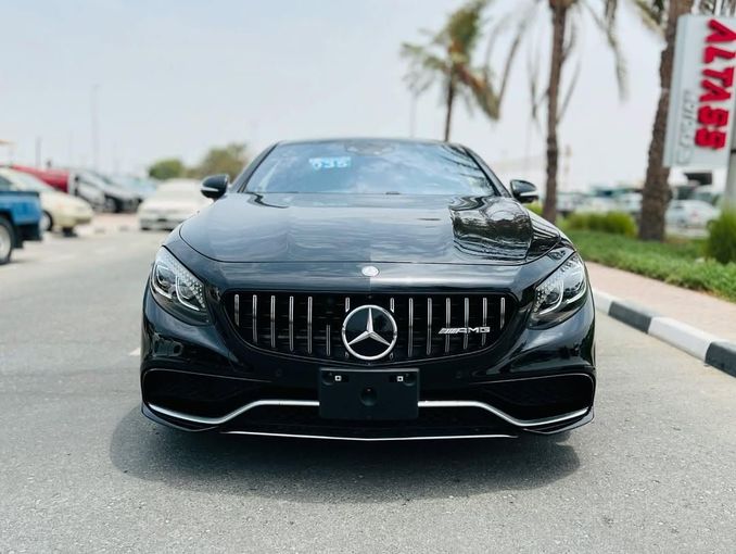 Подержанный Mercedes-Benz S-Class AMG 63 AMG III (W222, C217) Рестайлинг, 4.0 л, 2017 в Дубае от Lakhani Motors Черный цвет. Японская | AUTO.AE