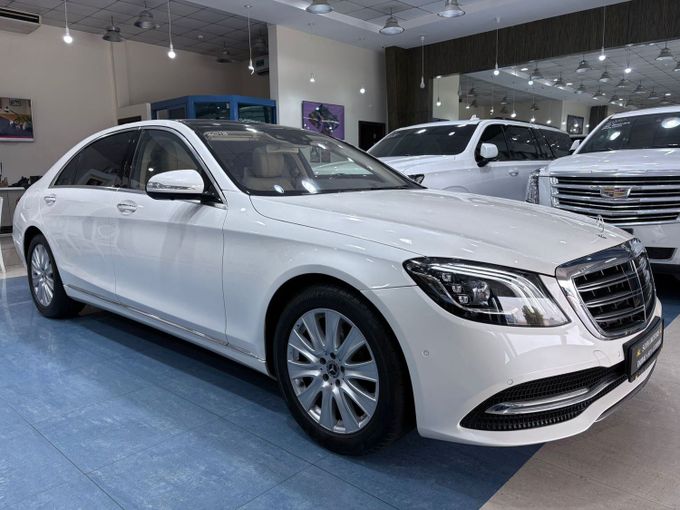 Подержанный Mercedes-Benz S-Class 560 VI (W222, C217) Рестайлинг, 4.0 л, 2018 в Дубае от Philippine Used Cars Showroom Белый цвет. Other | AUTO.AE