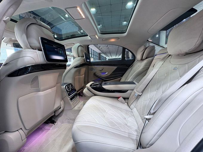 مستعملة Mercedes-Benz S-Class 560 شد الوجه السادس (W222، C217), 4.0 l, 2018 في في دبي من Philippine Used Cars Showroom، اللون أبيض. أخرى | AUTO.AE