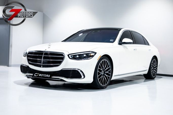 Подержанный Mercedes-Benz S-Class 400 Long VII (W223), 2.5 л, 2021 в Дубае от C7 Motors Белый цвет.  | AUTO.AE