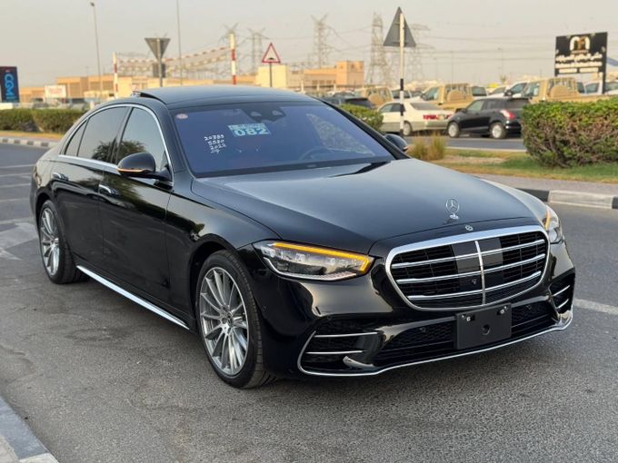 Used Mercedes-Benz S-Class 580 Long 4MATIC VII (W223), 4.0 l, 2022 in Dubai by Saeed Auto, Black color. Japanese Specs | AUTO.AE