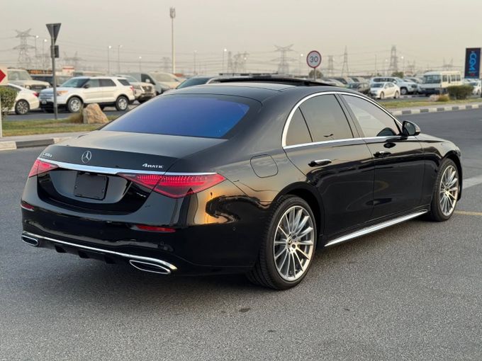 Подержанный Mercedes-Benz S-Class 400 d 4MATIC VII (W223), 2.9 л, 2022 в Дубае от Saeed Auto Черный цвет. Японская | AUTO.AE