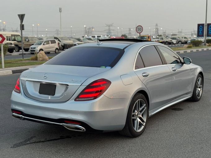 Used Mercedes-Benz S-Class 560 VI (W222, C217) Facelift, 4.0 l, 2018 in Dubai by Saeed Auto, Silver color. Japanese Specs | AUTO.AE