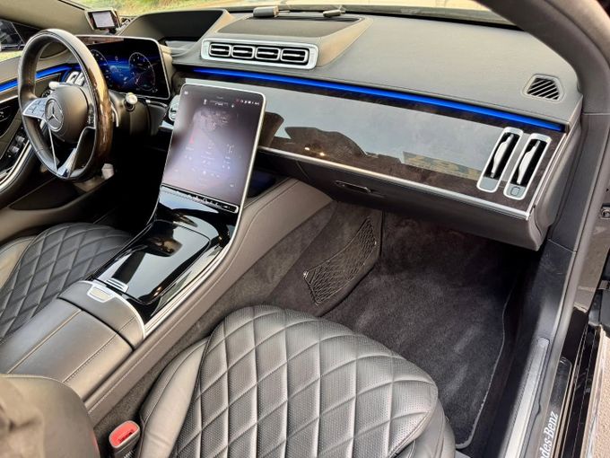 Used Mercedes-Benz S-Class 500 4MATIC VII (W223), 3.0 l, 2022 in Dubai by Saeed Auto, Black color. Japanese Specs | AUTO.AE