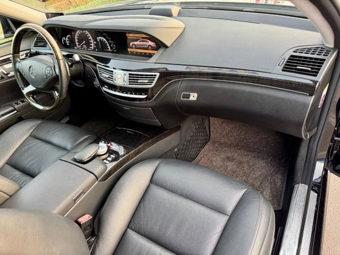 Used Mercedes-Benz S-Class 350 V (W221) Facelift, 3.5 l, 2012 in Dubai by Saeed Auto, Black color. Japanese Specs | AUTO.AE