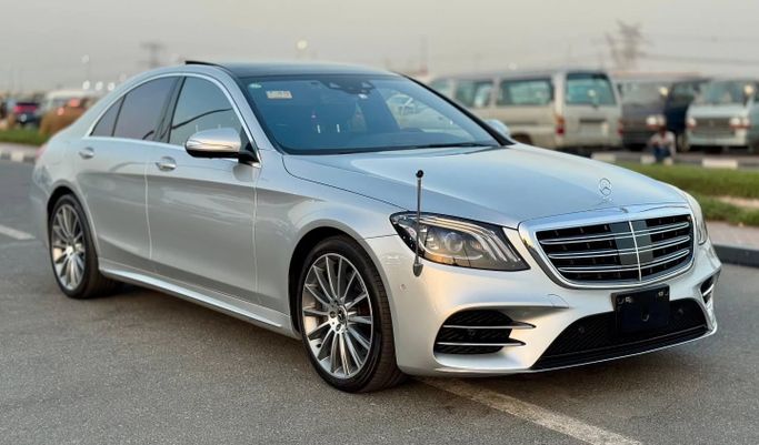 Used Mercedes-Benz S-Class 450 4MATIC VII (W223), 3.0 l, 2020 in Dubai by Saeed Auto, Silver color. Japanese Specs | AUTO.AE