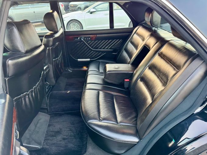 Used Mercedes-Benz S-Class 560 II (W126) Facelift, 5.5 l, 1991 in Dubai by Saeed Auto, Black color. Japanese Specs | AUTO.AE