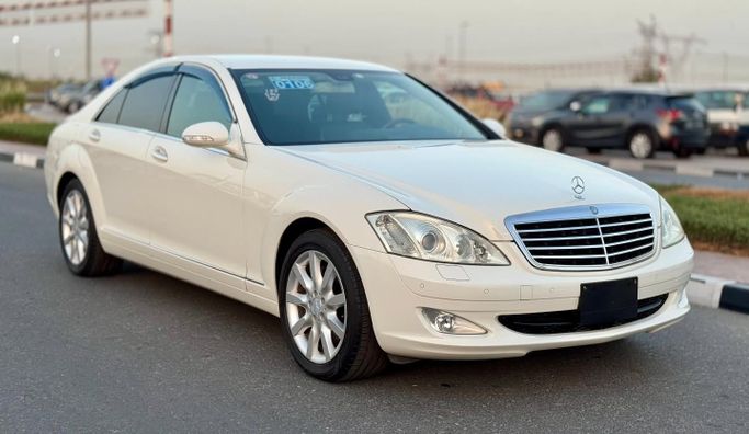 Used Mercedes-Benz S-Class 350 V (W221), 3.5 l, 2008 in Dubai by Saeed Auto, White color. Japanese Specs | AUTO.AE