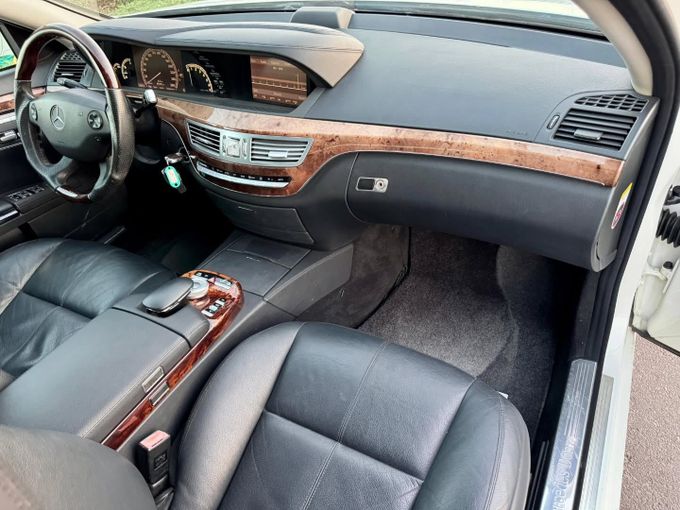 Used Mercedes-Benz S-Class 350 V (W221), 3.5 l, 2008 in Dubai by Saeed Auto, White color. Japanese Specs | AUTO.AE
