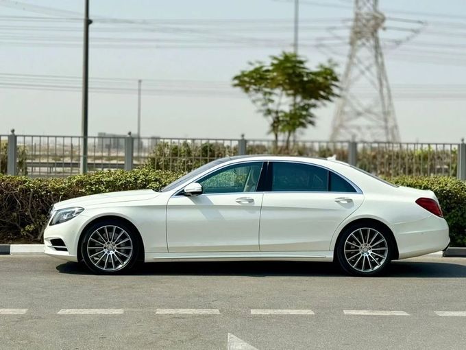 Подержанный Mercedes-Benz S-Class 500 VI (W222, C217), 4.7 л, 2017 в Дубае от Ideal Cars LLC Белый цвет. GCC | AUTO.AE