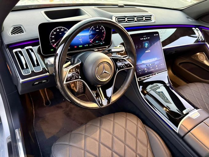 Used Mercedes-Benz S-Class 500 4MATIC VII (W223), 3.0 l, 2021 in Dubai by Saeed Auto, Grey color. Japanese Specs | AUTO.AE