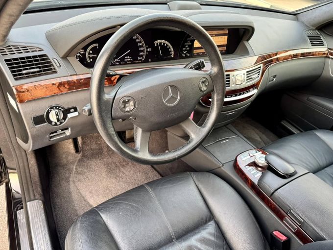 Used Mercedes-Benz S-Class 350 V (W221), 3.5 l, 2007 in Dubai by Saeed Auto, Black color. Japanese Specs | AUTO.AE