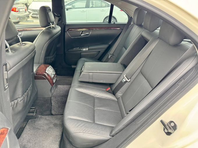 Used Mercedes-Benz S-Class 350 V (W221), 3.5 l, 2008 in Dubai by Saeed Auto, White color. Japanese Specs | AUTO.AE