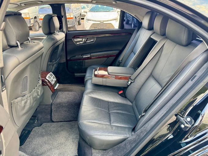 Подержанный Mercedes-Benz S-Class 600 Guard V (W221), 5.5 л, 2007 в Дубае от Saeed Auto Черный цвет. Японская | AUTO.AE