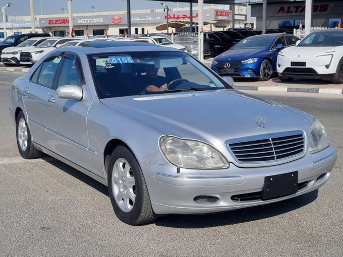 Подержанный Mercedes-Benz S-Class 320 IV (W220), 3.2 л, 2002 в Дубае от Saeed Auto Серый цвет. Японская | AUTO.AE