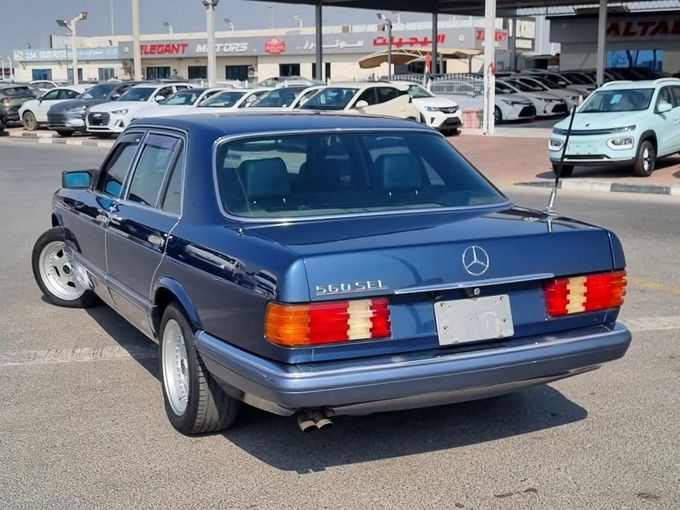 Подержанный Mercedes-Benz S-Class 560 II (W126) Рестайлинг, 5.5 л, 1989 в Дубае от Saeed Auto Тёмно-синий цвет. Японская | AUTO.AE
