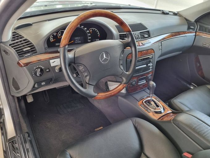 Used Mercedes-Benz S-Class 430 IV (W220) Facelift, 4.3 l, 2003 in Dubai by Saeed Auto, Silver color. Japanese Specs | AUTO.AE