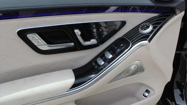 Новый Mercedes-Benz S-Class 580 4MATIC VII (W223), 4.0 л, 2023 в Дубае от Falcons GT Motors FZCO Черный цвет. Other | AUTO.AE