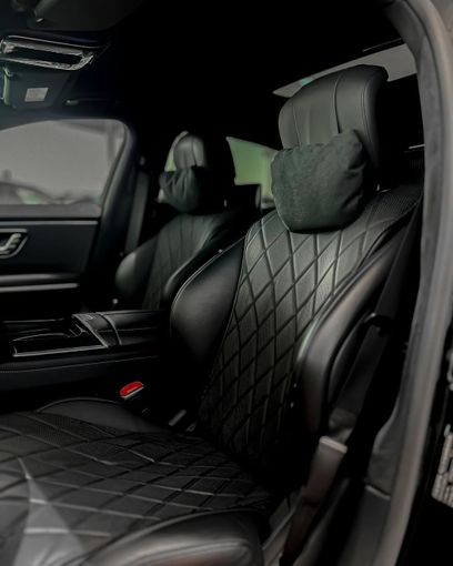 Подержанный Mercedes-Benz S-Class 500 4MATIC VII (W223), 3.0 л, 2022 в Дубае от Lakhani Motors Черный цвет. Японская | AUTO.AE