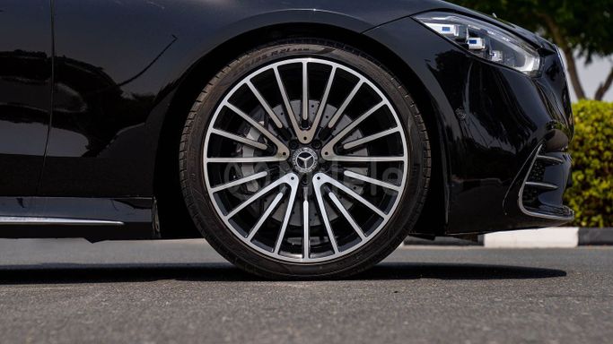 New Mercedes-Benz S-Class 450 4MATIC VII (W223), 3.0 l, 2023 in Dubai by Milele, Black color. Other | AUTO.AE