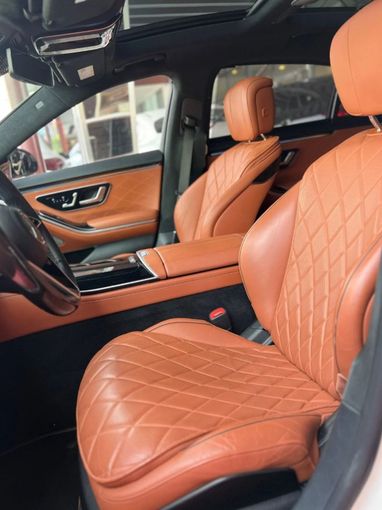 Подержанный Mercedes-Benz S-Class 500 4MATIC VII (W223), 3.0 л, 2021 в Дубае от A Class Motors Белый цвет.  | AUTO.AE