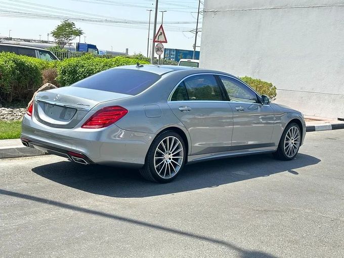 Подержанный Mercedes-Benz S-Class 500 VI (W222, C217), 4.7 л, 2015 в Дубае от Formula Motors Серебристый цвет. Американская | AUTO.AE
