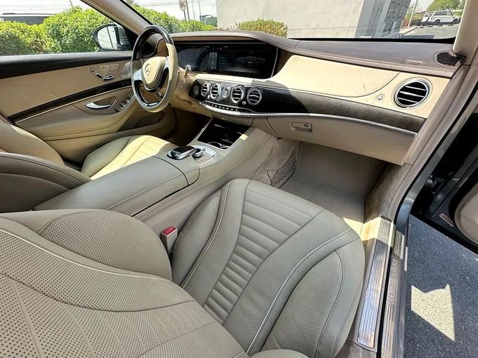 Подержанный Mercedes-Benz S-Class 500 VI (W222, C217), 4.7 л, 2015 в Дубае от Formula Motors Серебристый цвет. Американская | AUTO.AE