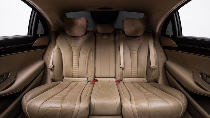 Подержанный Mercedes-Benz S-Class 500 VI (W222, C217), 4.7 л, 2017 в Дубае от Al Ain Class Motors Белый цвет. GCC | AUTO.AE