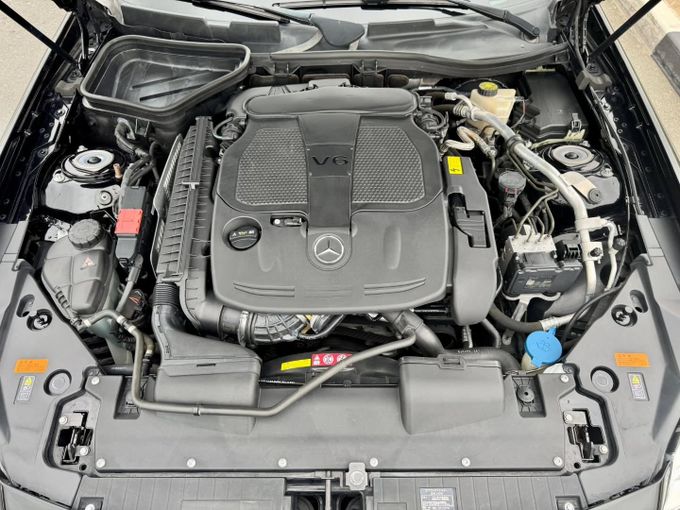 Подержанный Mercedes-Benz SLK-Class 350 III (R172), 3.5 л, 2012 в Дубае от Saeed Auto Черный цвет. Японская | AUTO.AE