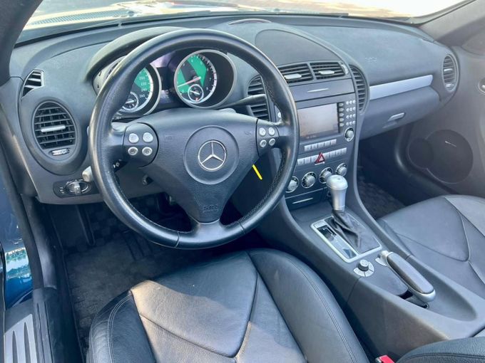 Подержанный Mercedes-Benz SLK-Class 350 II (R171), 3.5 л, 2005 в Дубае от Saeed Auto Черный цвет. Японская | AUTO.AE