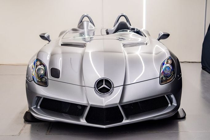 New Mercedes-Benz SLR McLaren, 5.4 l, 2009 in Dubai, Silver color. European Specs | AUTO.AE