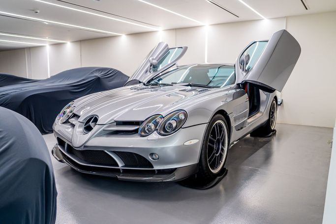 New Mercedes-Benz SLR McLaren, 5.4 l, 2007 in Dubai, Silver color. European Specs | AUTO.AE