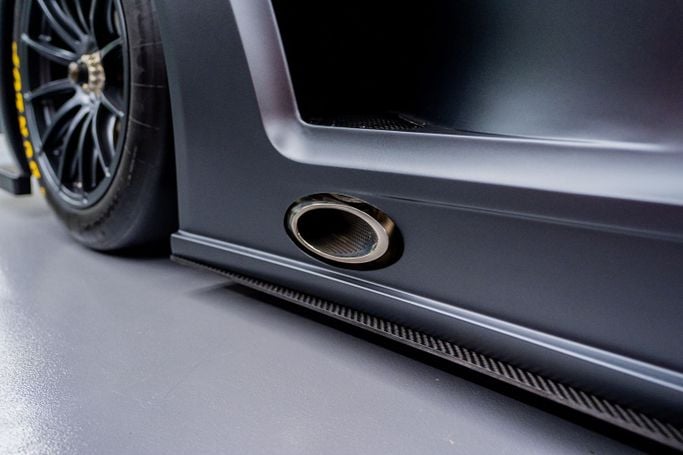 جديدة Mercedes-Benz SLS AMG GT, 6.2 l, 2012 في في دبي، اللون رمادي. المواصفات الأوروبية | AUTO.AE