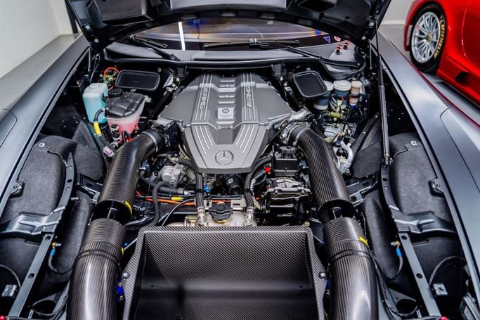 جديدة Mercedes-Benz SLS AMG GT, 6.2 l, 2012 في في دبي، اللون رمادي. المواصفات الأوروبية | AUTO.AE