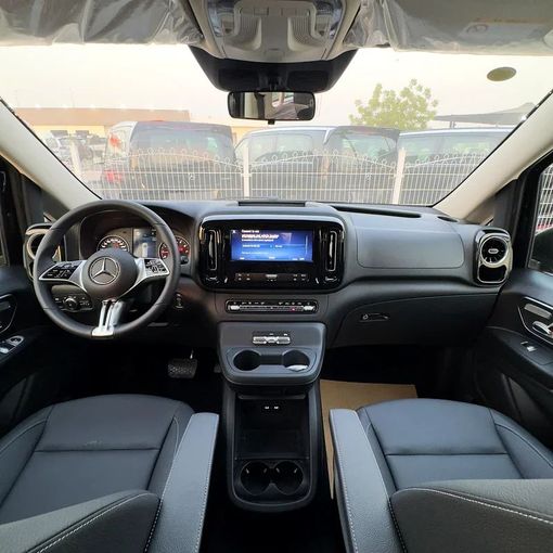 Новый Mercedes-Benz Vito III (W447), 2.0 л, 2025 в Дубае от Sola Motors Черный цвет. Китайская | AUTO.AE