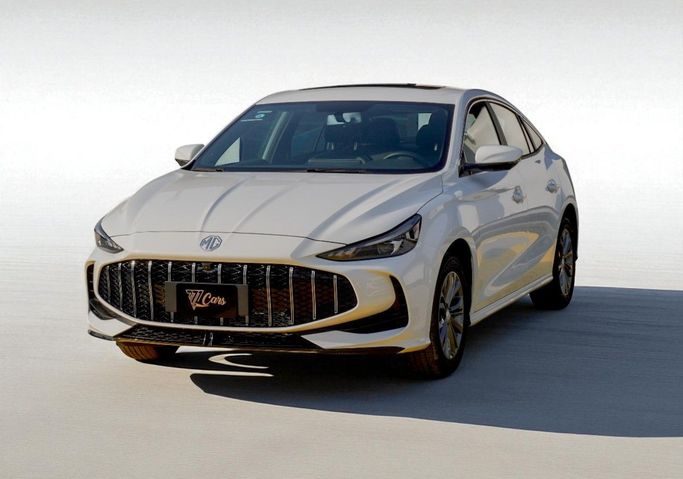 Новый MG 5 II Рестайлинг, 1.5 л, 2025 в Дубае от 777 CARS Белый цвет. Китайская | AUTO.AE