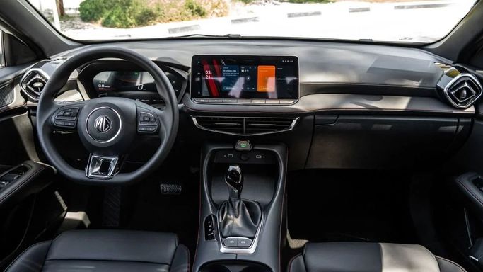New MG 5 II Facelift, 1.5 l, 2025 in Dubai by Altass Motors, White color. Other | AUTO.AE