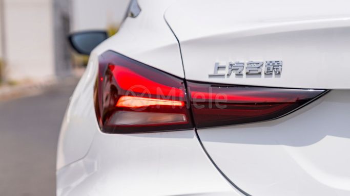 Новый MG 5 II Рестайлинг, 1.5 л, 2025 в Дубае от Milele Белый цвет. Other | AUTO.AE