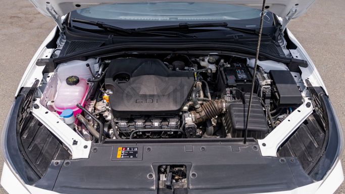 Новый MG 5 II Рестайлинг, 1.5 л, 2025 в Дубае от Milele Белый цвет. Other | AUTO.AE