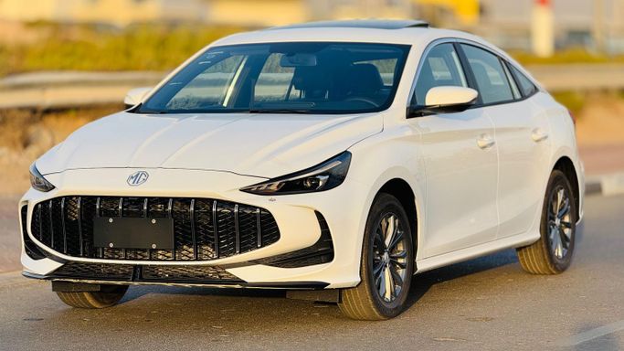 New MG 5 II Facelift, 1.5 l, 2025 in Dubai by MENAMOTORS, White color. Chinese Specs | AUTO.AE