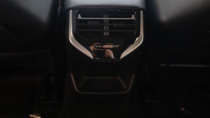 Новый MG 7, 2.0 л, 2025 в Дубае от Dresden Motors Белый цвет. Китайская | AUTO.AE
