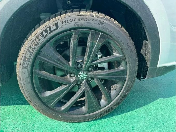 Новый MG RX5 II, 1.5 л, 2024 в Дубае от Mohamed Hakim Motors Белый цвет. GCC | AUTO.AE