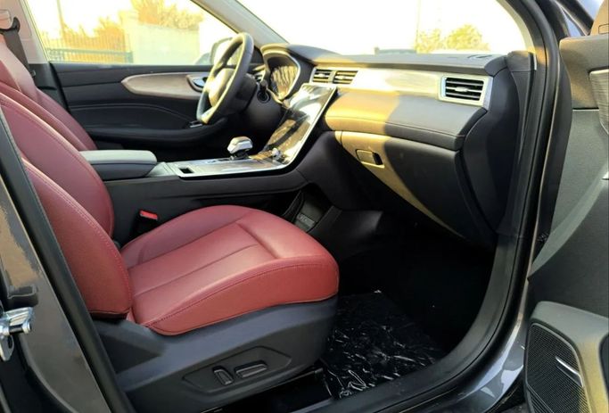 New MG RX5 II, 1.5 l, 2025 in Dubai by Mohamed Hakim Motors, Black color. Other | AUTO.AE