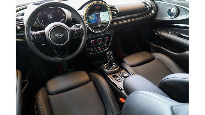 Used MINI Clubman Cooper D II Facelift, 2.0 l, 2021 in Dubai by Linda Cars, Grey color. Japanese Specs | AUTO.AE
