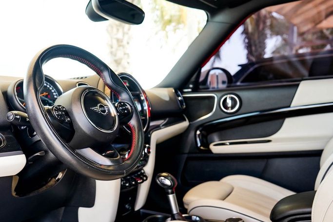Used MINI Countryman Cooper II, 1.5 l, 2018 in Dubai by Linda Cars, Red color. GCC Specs | AUTO.AE